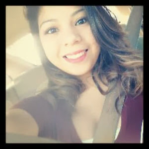 Meet your Posher, Aracely